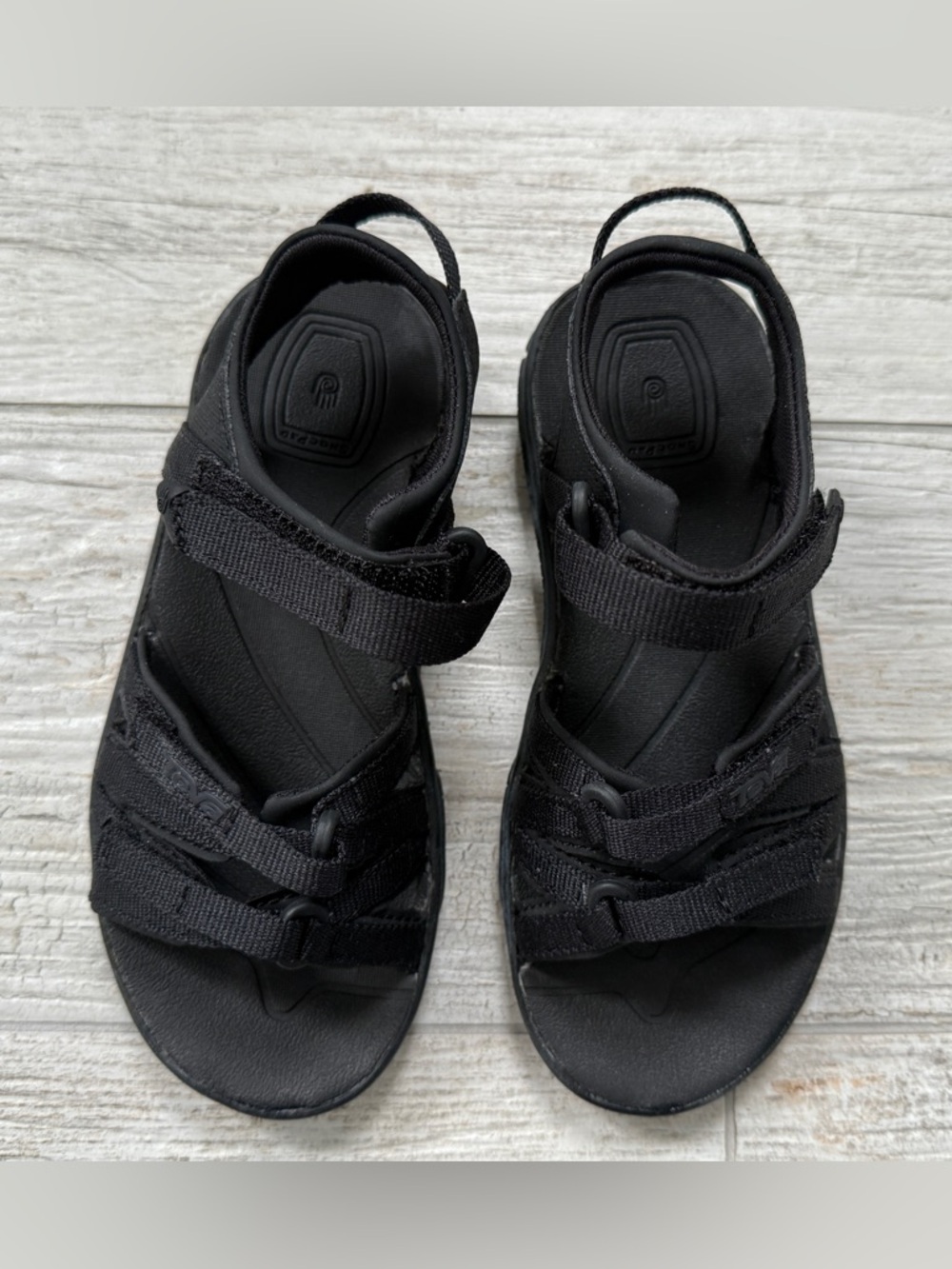 NWOT Teva Kids Black Adjustable Strappy Sandals